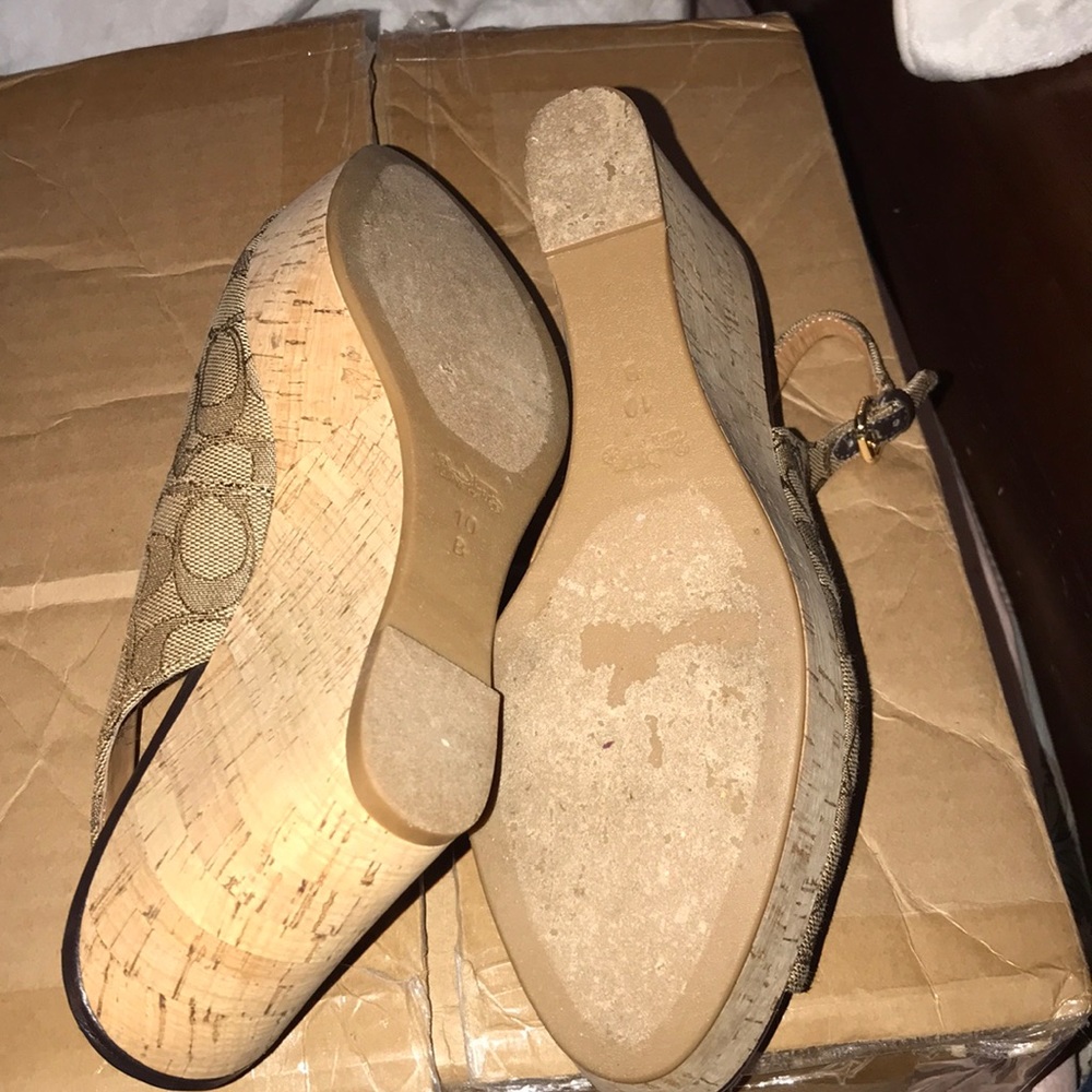 Coach shoes - Picture 2 of 2